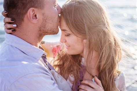 Poljubljanje, če je dobra kemija Erotična masaža Waterloo